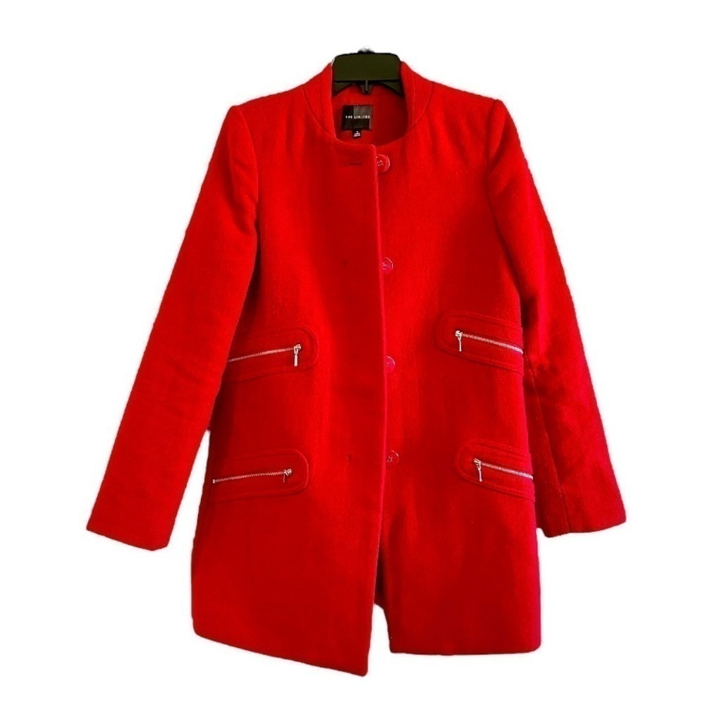THE LIMITED, RED, 3/4 LENGTH COAT. HIDDEN BUTTON FRONT, ZIPPER DETAIL. SIZE S